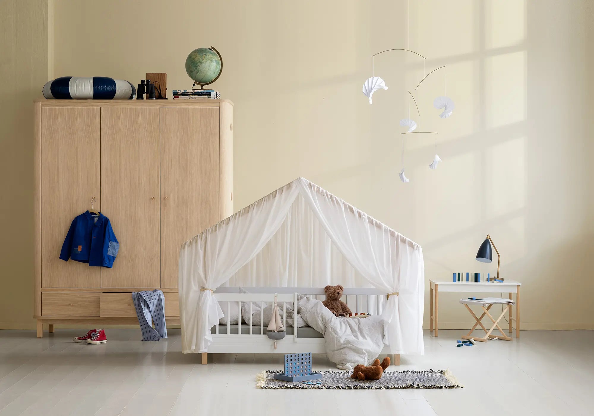 Oliver Furniture Wood Mini+ Hausbett