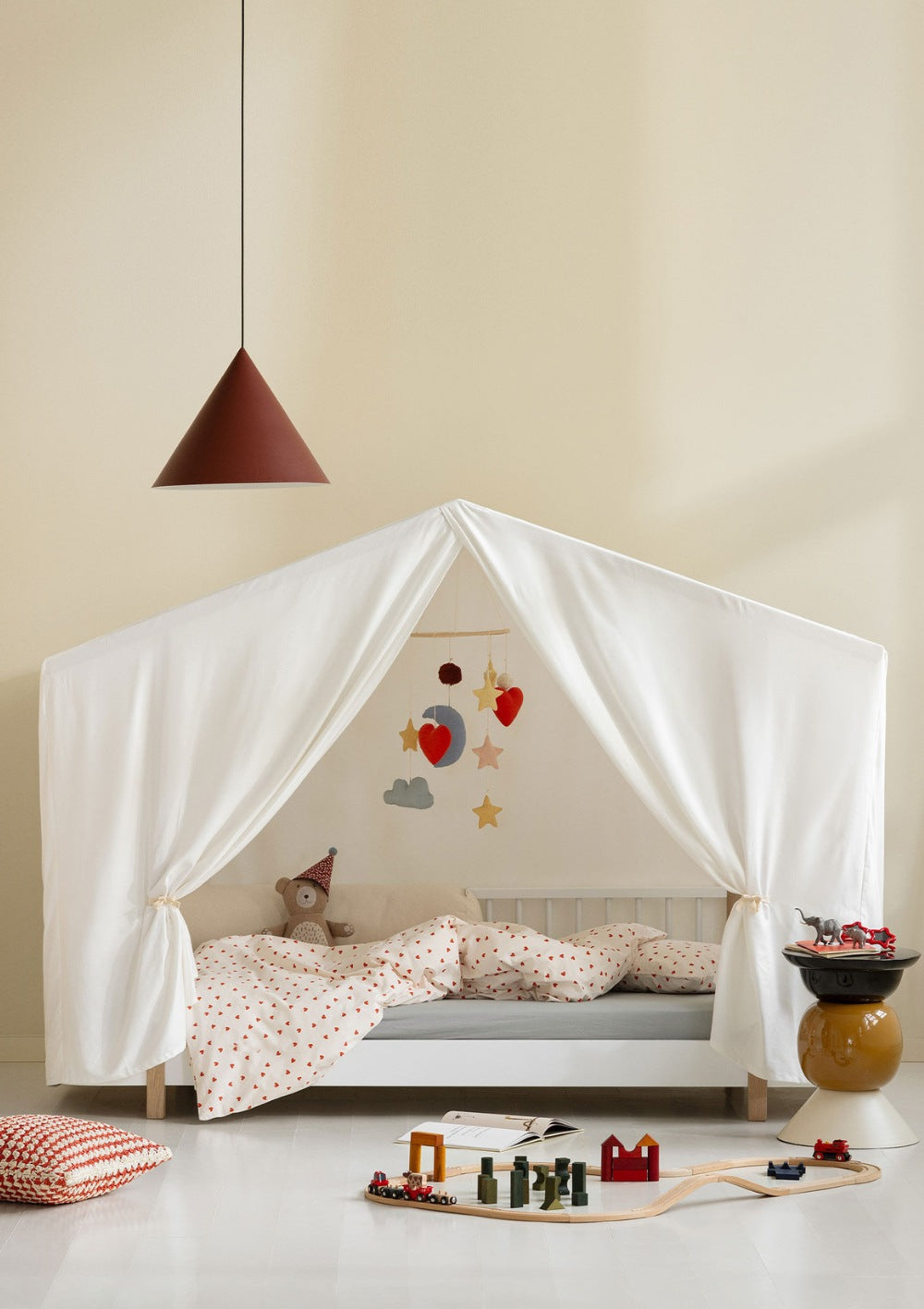 Oliver Furniture Hausbett 'Wood Original' Weiß / Eiche 200 x 90 cm mit Zelt mit Fenstern
